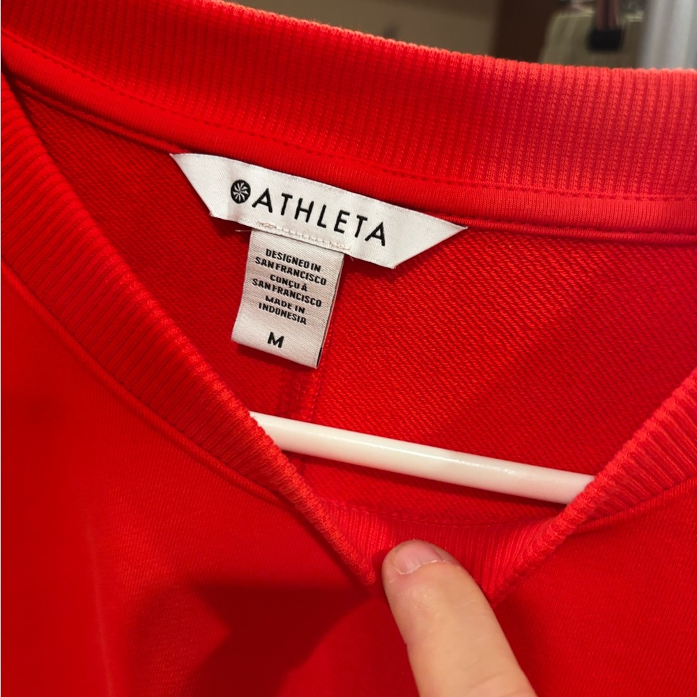NWT Athleta Super Cropped Dolman Bright Red Sweatshirt - Picture 3 of 5